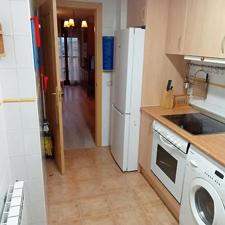 Valle De Tena - Apartamento