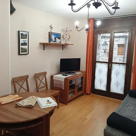 Valle De Tena - Apartamento Biescas (Aragon)