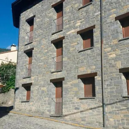 Valle De Tena - 3000 بييسكاس