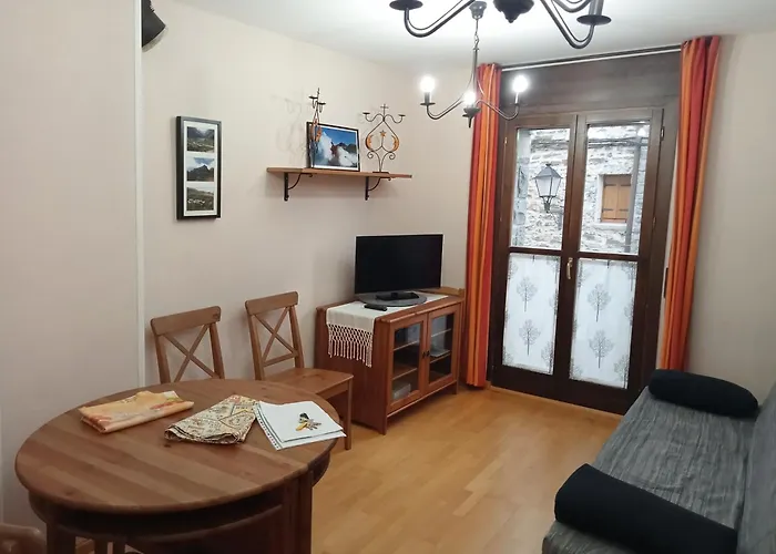 Valle De Tena - 3000 Apartamento Biescas (Aragon)